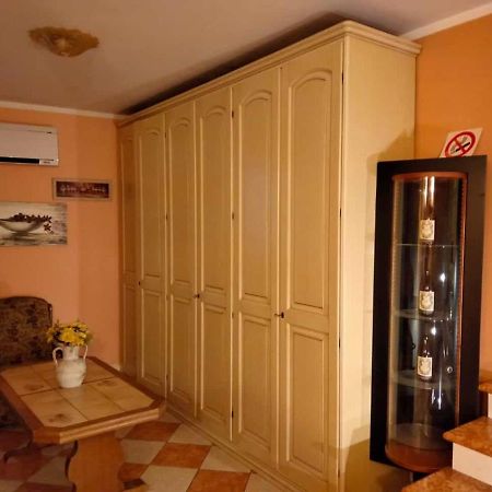 Hotel Due Colonne Сан Бонифацио Экстерьер фото