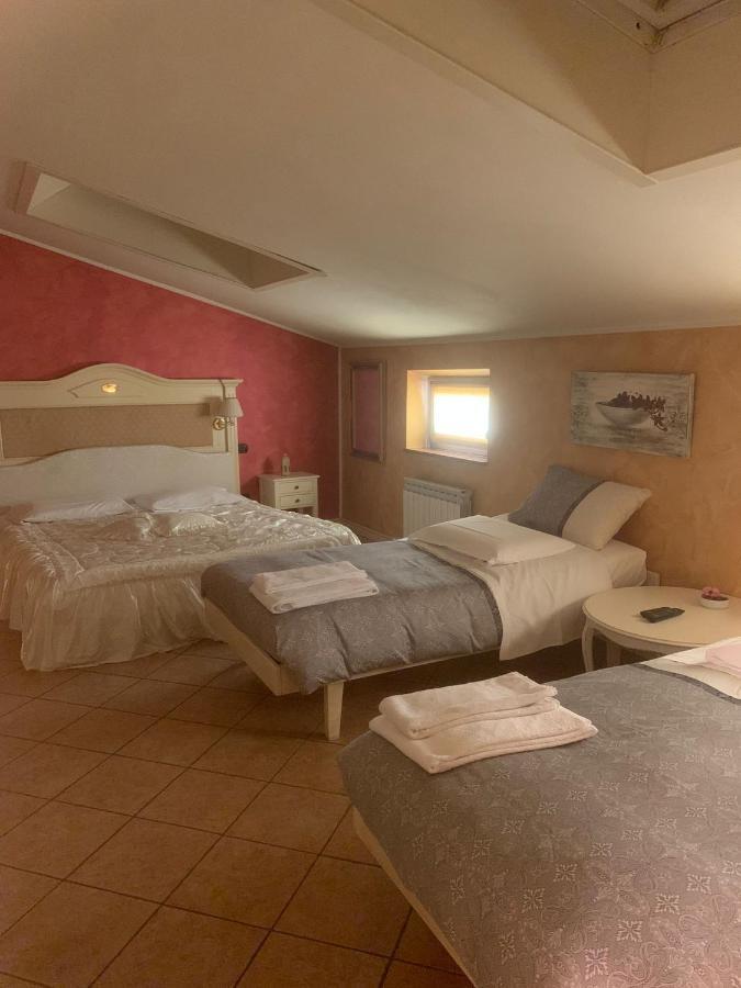 Hotel Due Colonne Сан Бонифацио Экстерьер фото