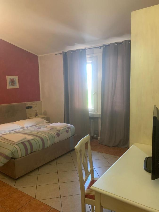 Hotel Due Colonne Сан Бонифацио Экстерьер фото