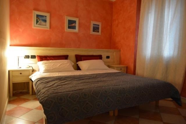 Hotel Due Colonne Сан Бонифацио Номер фото