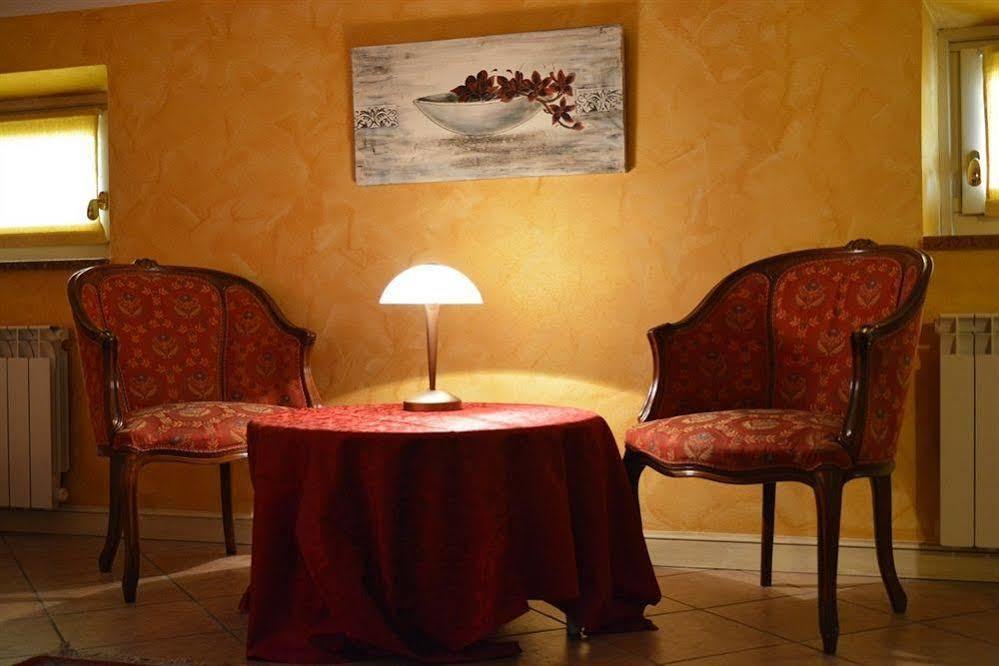Hotel Due Colonne Сан Бонифацио Экстерьер фото